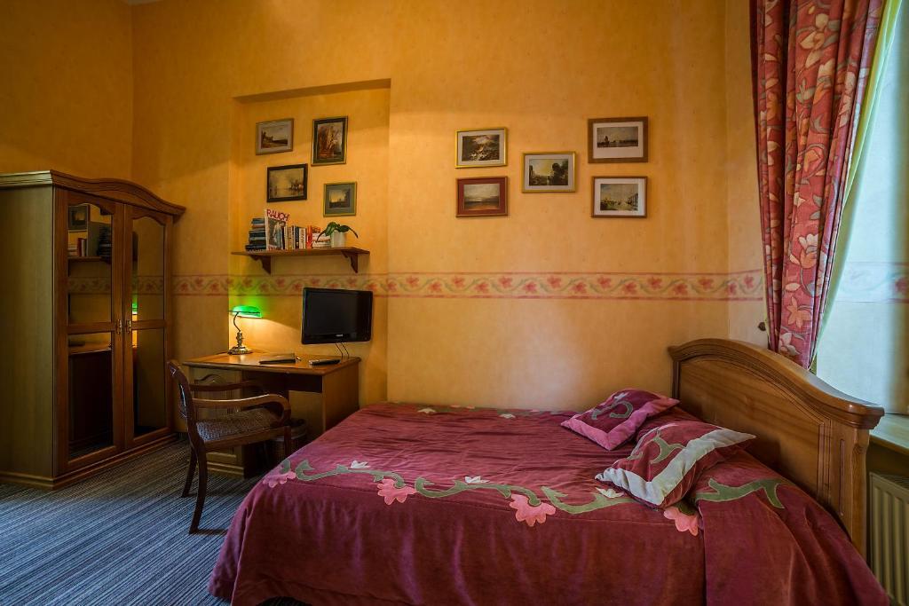 Single Room,61081627:JPEG